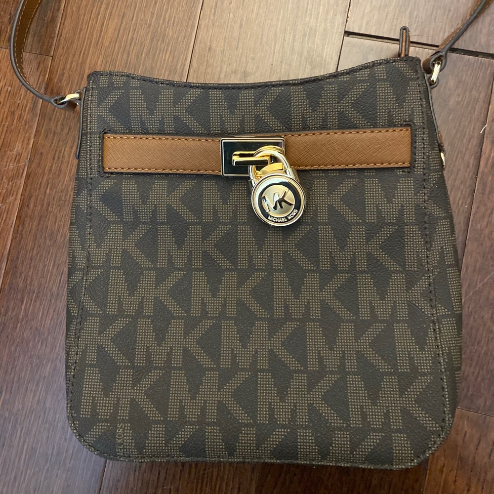 Michael Kors crossbody bag